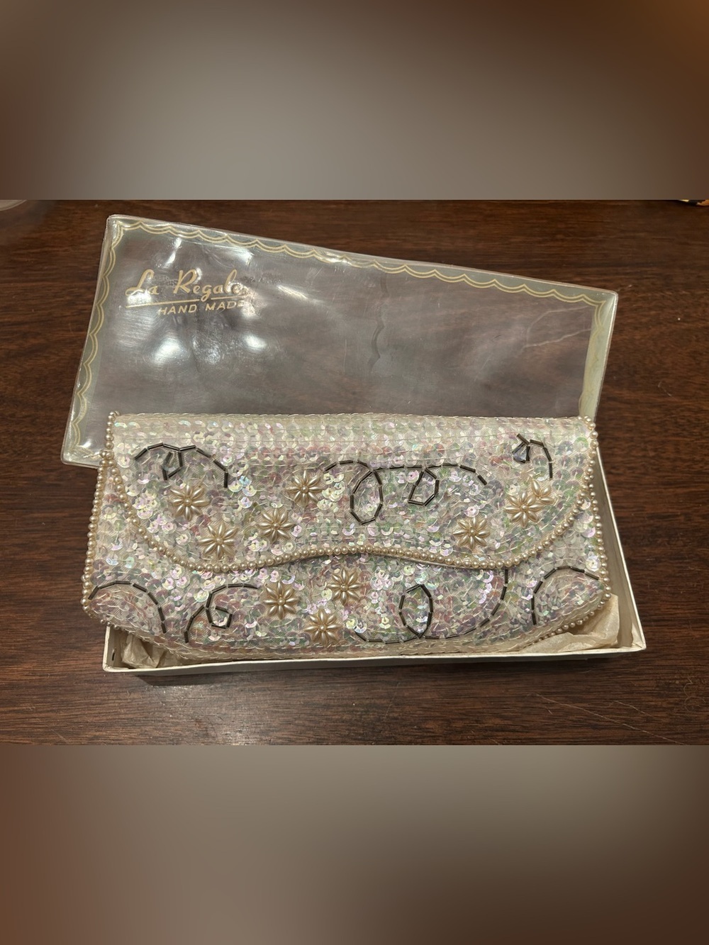 Vintage La Regale Iridescent Sequin & Pearl Floral Embellished Clutch 1950s